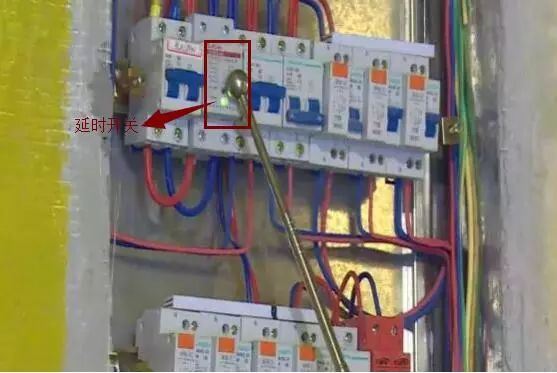 【南京裝修公司排名榜】南京紅牛裝飾公司電路施工標準