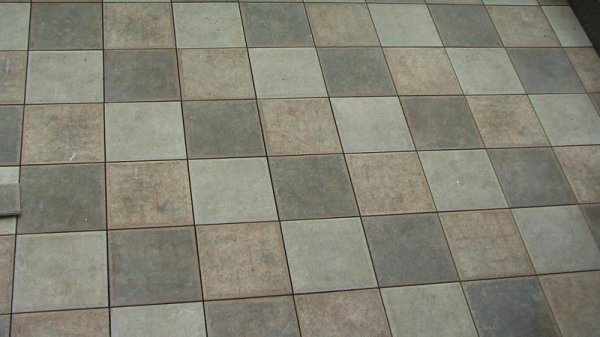 陽臺(tái)地磚選哪種好？五種地磚特點(diǎn)詳細(xì)介紹