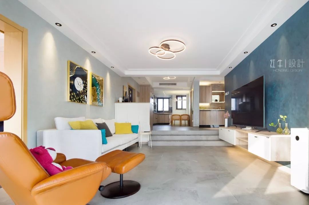 南京明月港灣105平米北歐風(fēng)格裝修  擁有獨立衣帽間與書房07實景圖