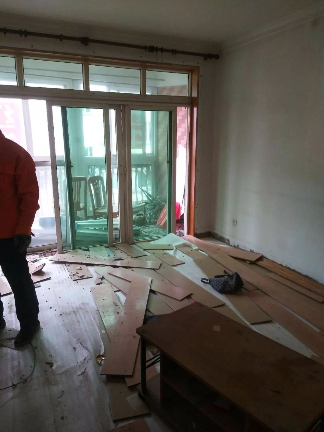 南京龍蟠花苑90㎡現(xiàn)代輕奢--老房升級改造，變身時尚精致家！22拆砌工程