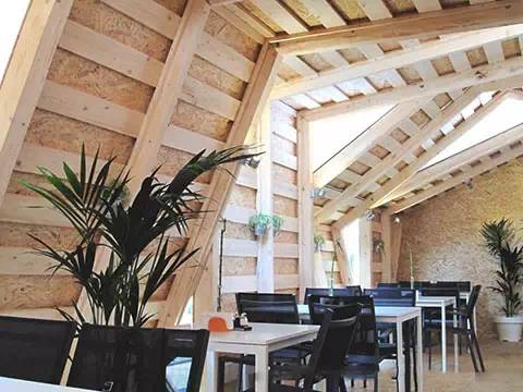 裝修材料PK賽：傳統(tǒng)木工板vs OSB精木板