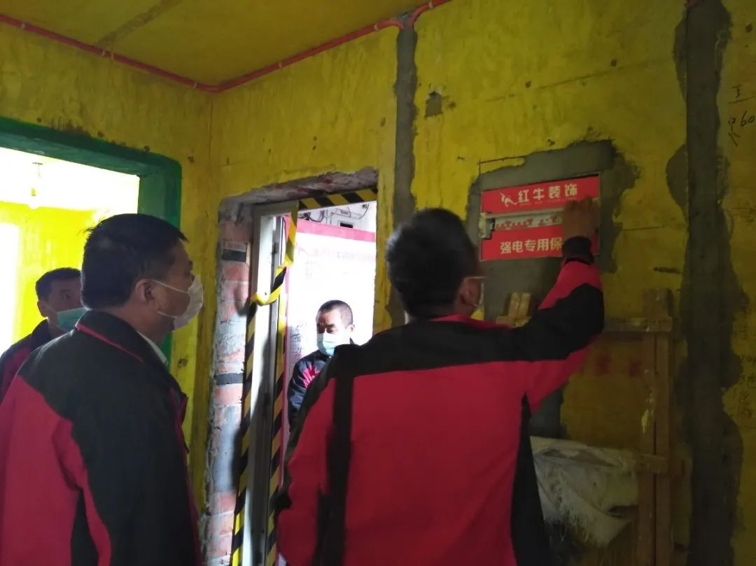 紅牛巡檢 | 開工不久的工地是什么樣的？
