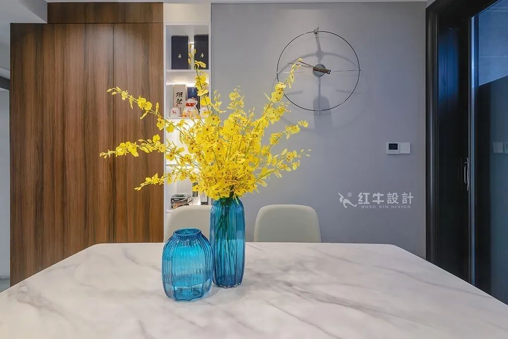 余瑋_金鼎灣花園135㎡輕奢風(fēng)格--老房升級(jí)改造，前后對(duì)比大變樣！11餐廚·改造后