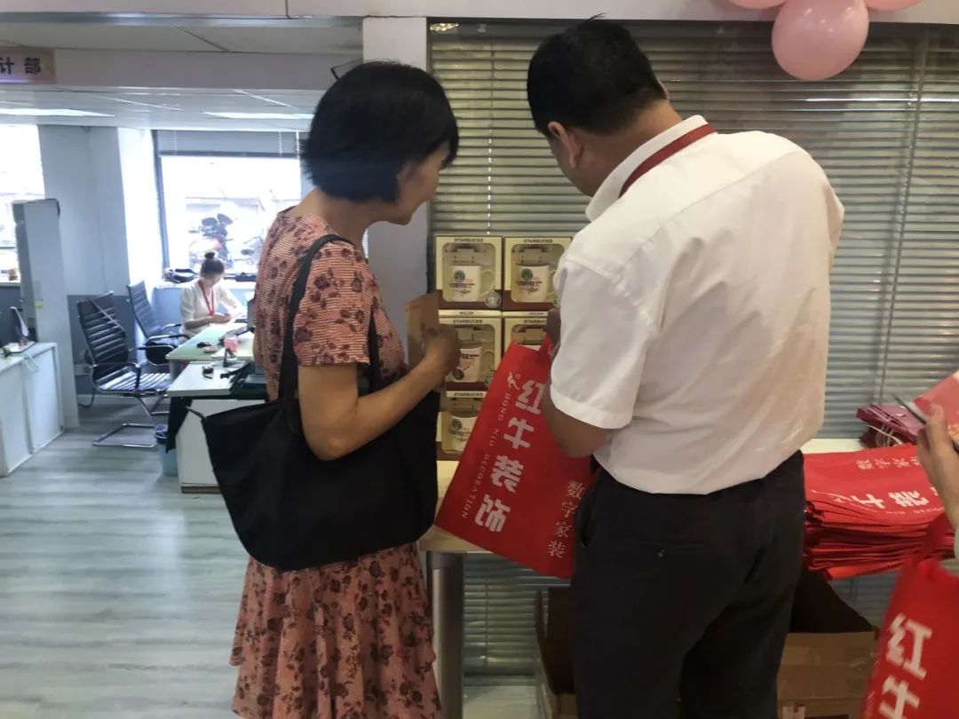 23周年 | 紅牛裝飾店慶“總裁簽售會”圓滿結束