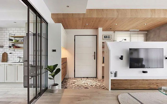 想裝玻璃推門，哪種更適合？