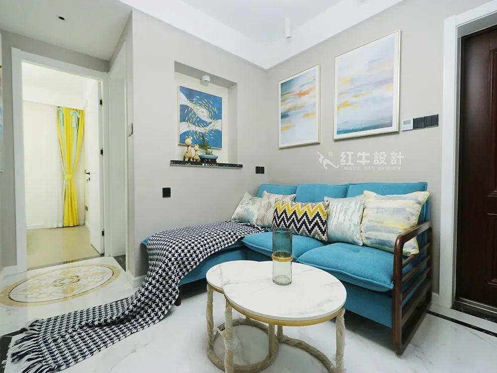 賈庭_景明佳苑75㎡現(xiàn)代簡約--看小戶型如何擠出3間臥室04客廳