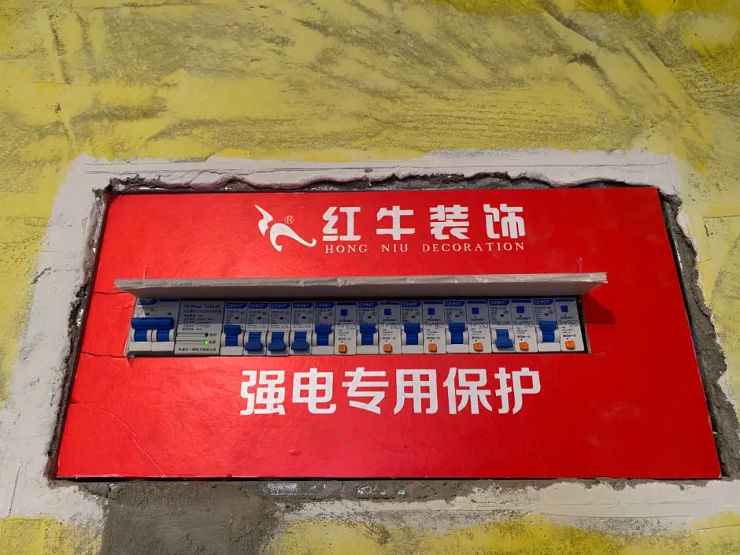 沒有一點(diǎn)防備！突擊工地施工現(xiàn)場(chǎng)，裝修細(xì)節(jié)大曝光！