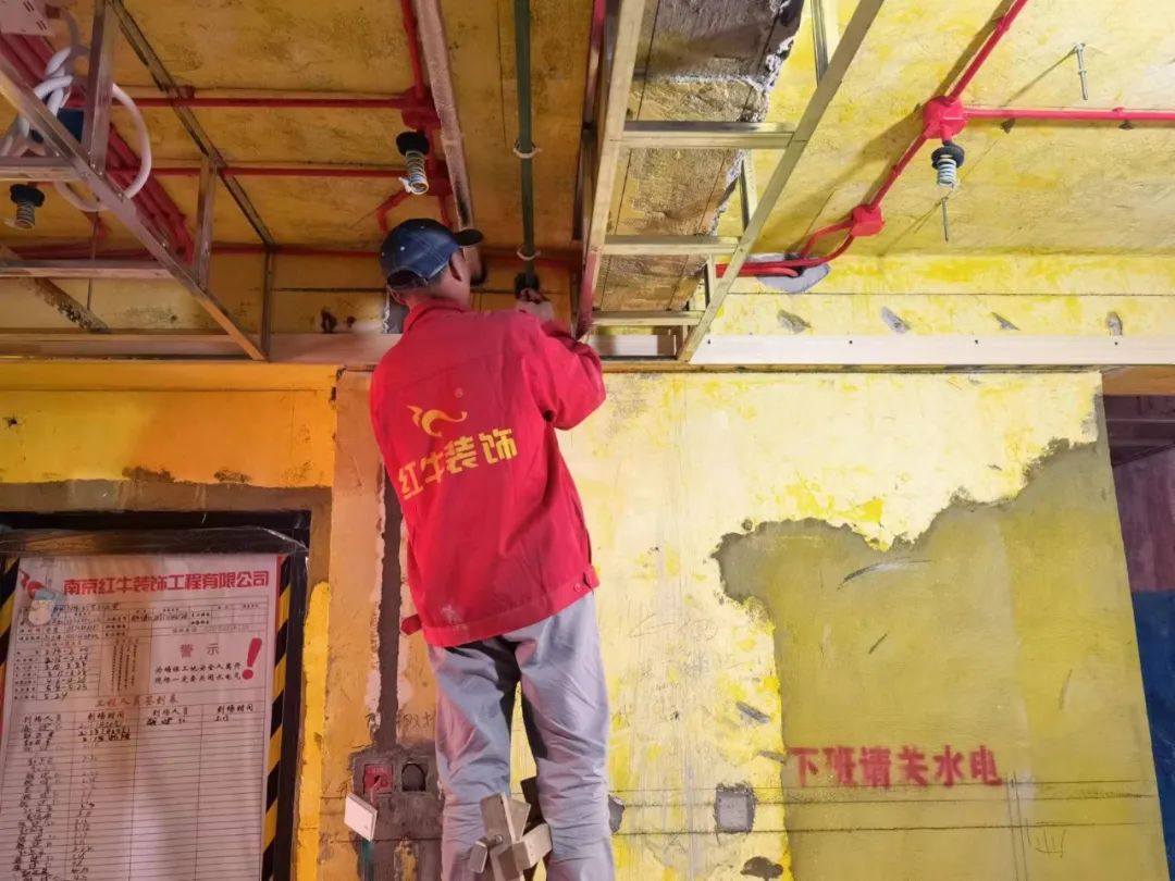 工地突擊巡檢｜看最真實(shí)的施工現(xiàn)場(chǎng)，做最放心的家裝！