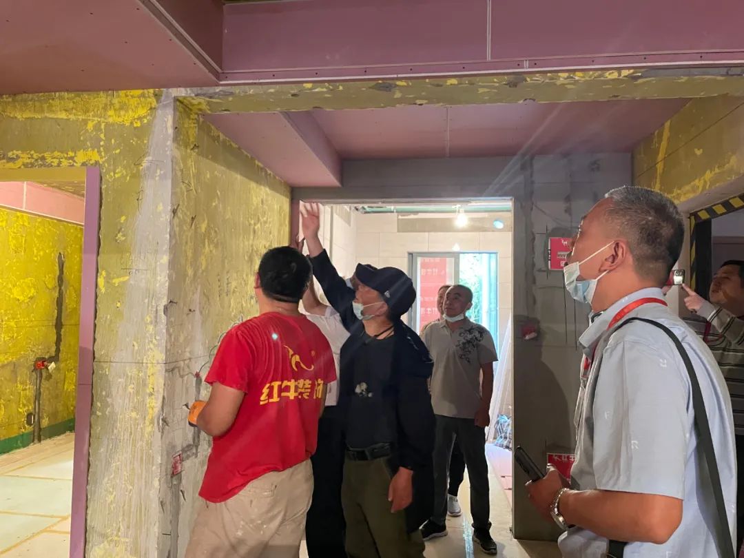 工地突擊巡檢｜標(biāo)準(zhǔn)化工地竟然做成這樣，難怪業(yè)主……