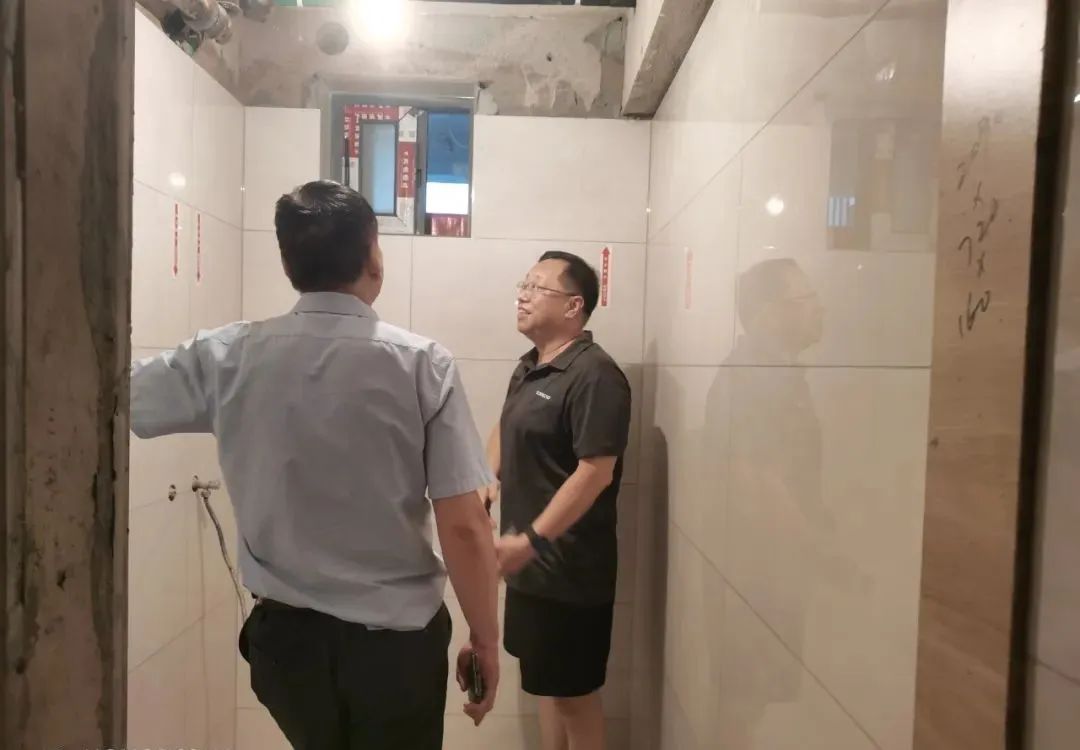 工地突擊巡檢｜巧遇業(yè)主，與其一起直擊施工現(xiàn)場(chǎng)，果然……