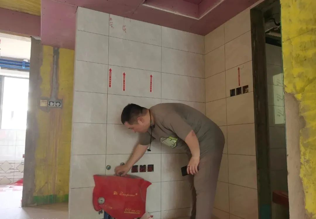 百聞不如一“鑒”！家里裝修前，建議大家先看看工地【工地突擊巡檢】