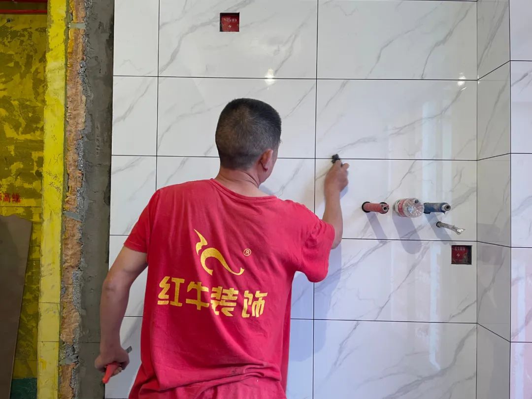 工地突擊巡檢｜當(dāng)工程總監(jiān)與裝修業(yè)主不期而遇，沒想到他們……