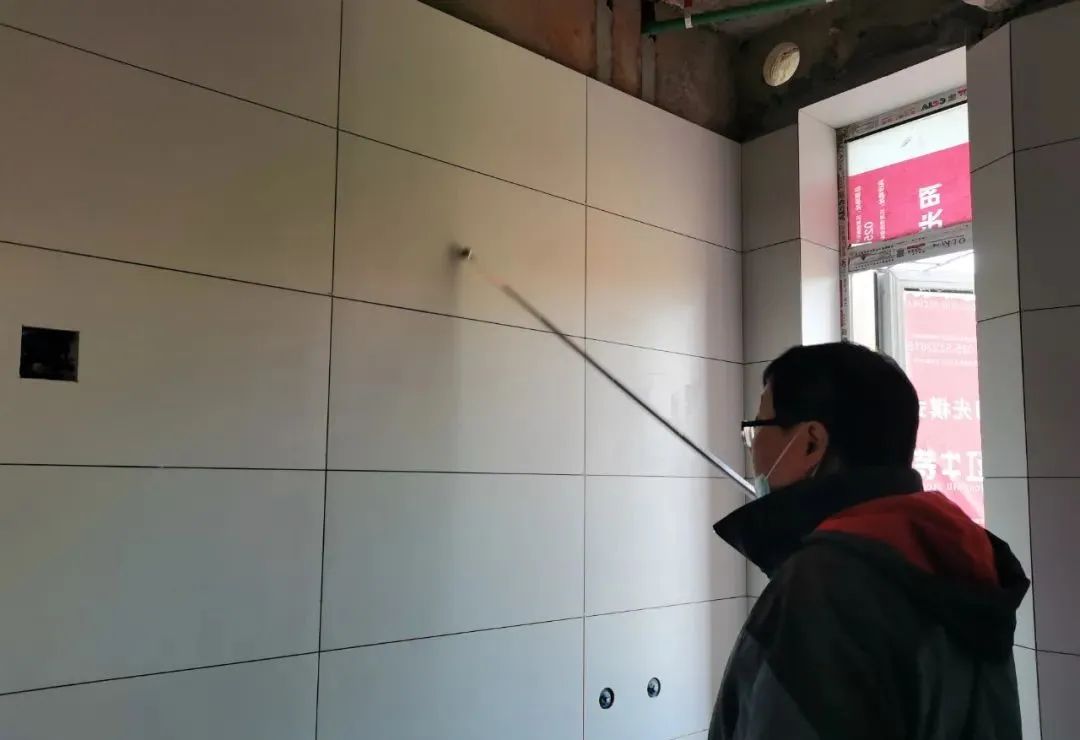 工地突擊巡檢｜揭秘紅牛裝飾品質(zhì)工程背后的“秘密”！