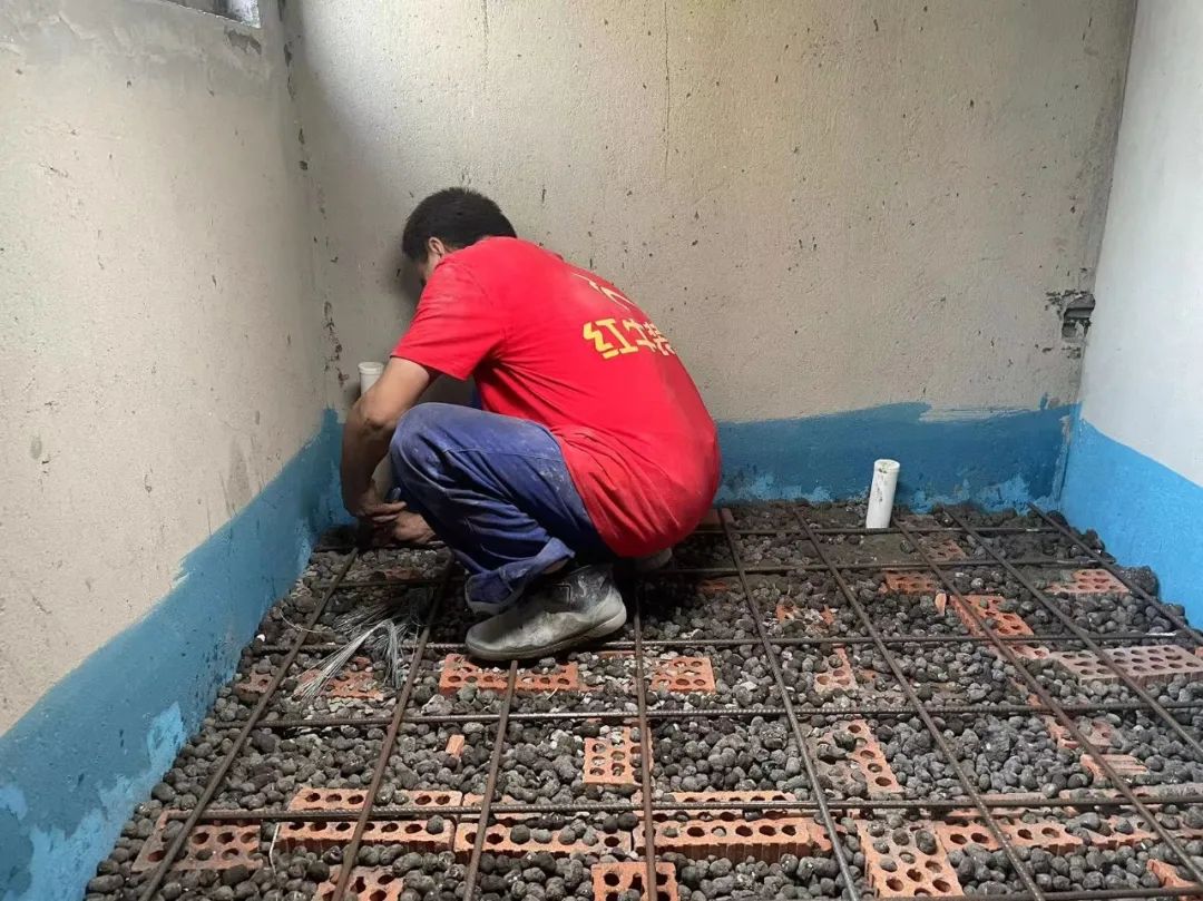 工地巡檢｜烈日炎炎，巡檢步履依舊，堅守工程質(zhì)量！