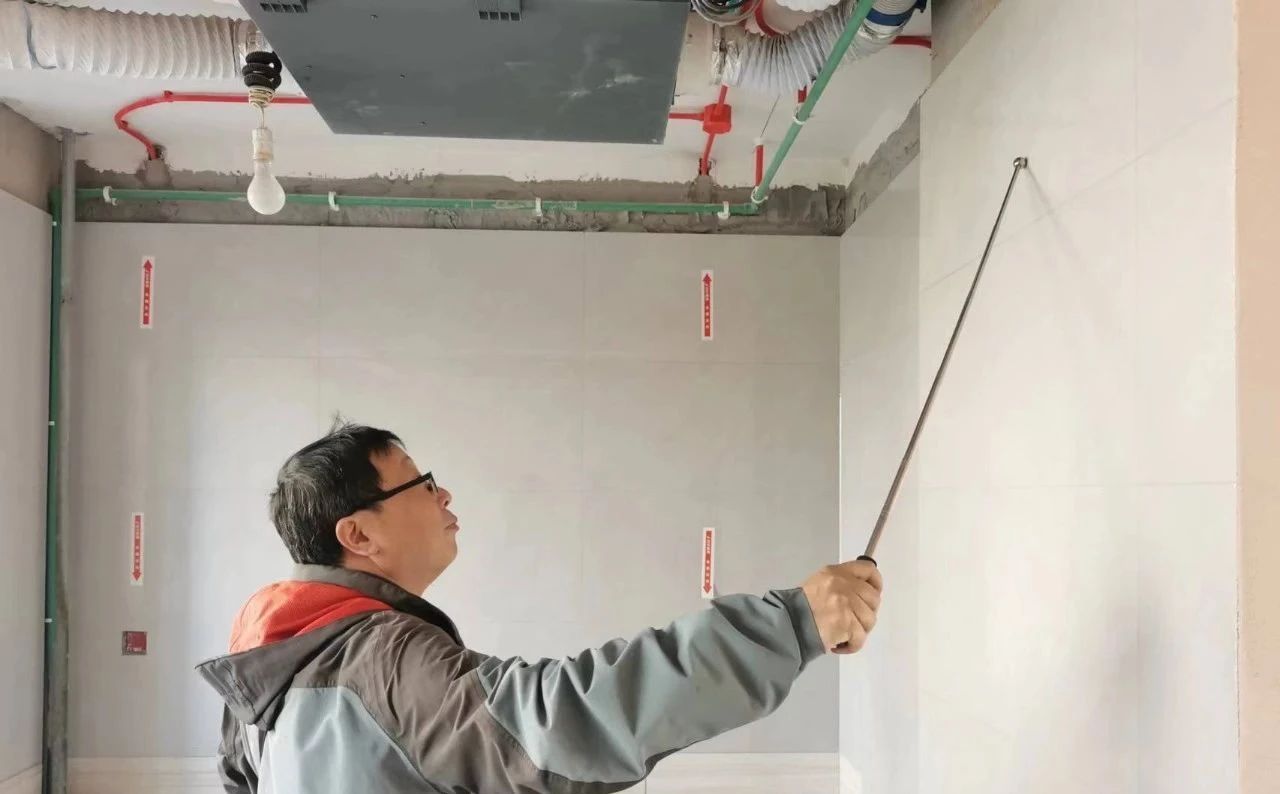 工地突擊巡檢｜嚴(yán)守工藝品質(zhì)，用行動兌現(xiàn)承諾！