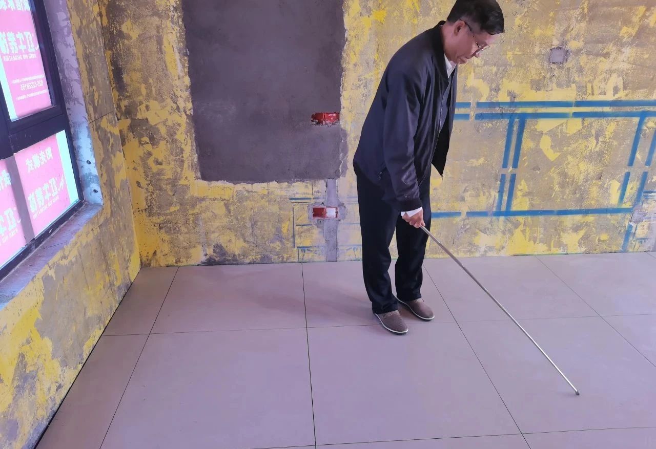 南京紅牛裝飾公司工地巡檢：雙11拼什么？我們?cè)谄促|(zhì)量！拼服務(wù)！