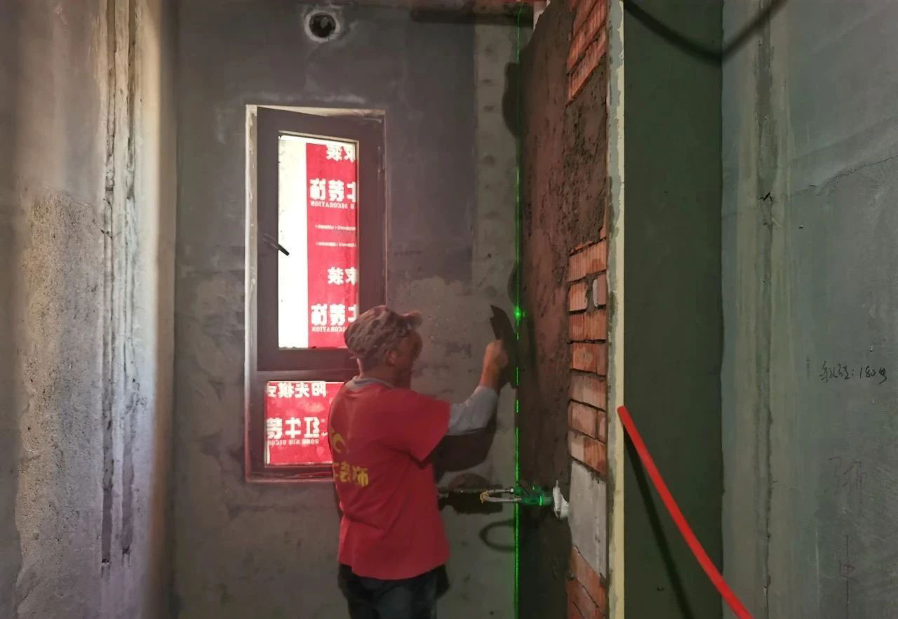 南京紅牛裝飾公司工地巡檢：雙11拼什么？我們?cè)谄促|(zhì)量！拼服務(wù)！