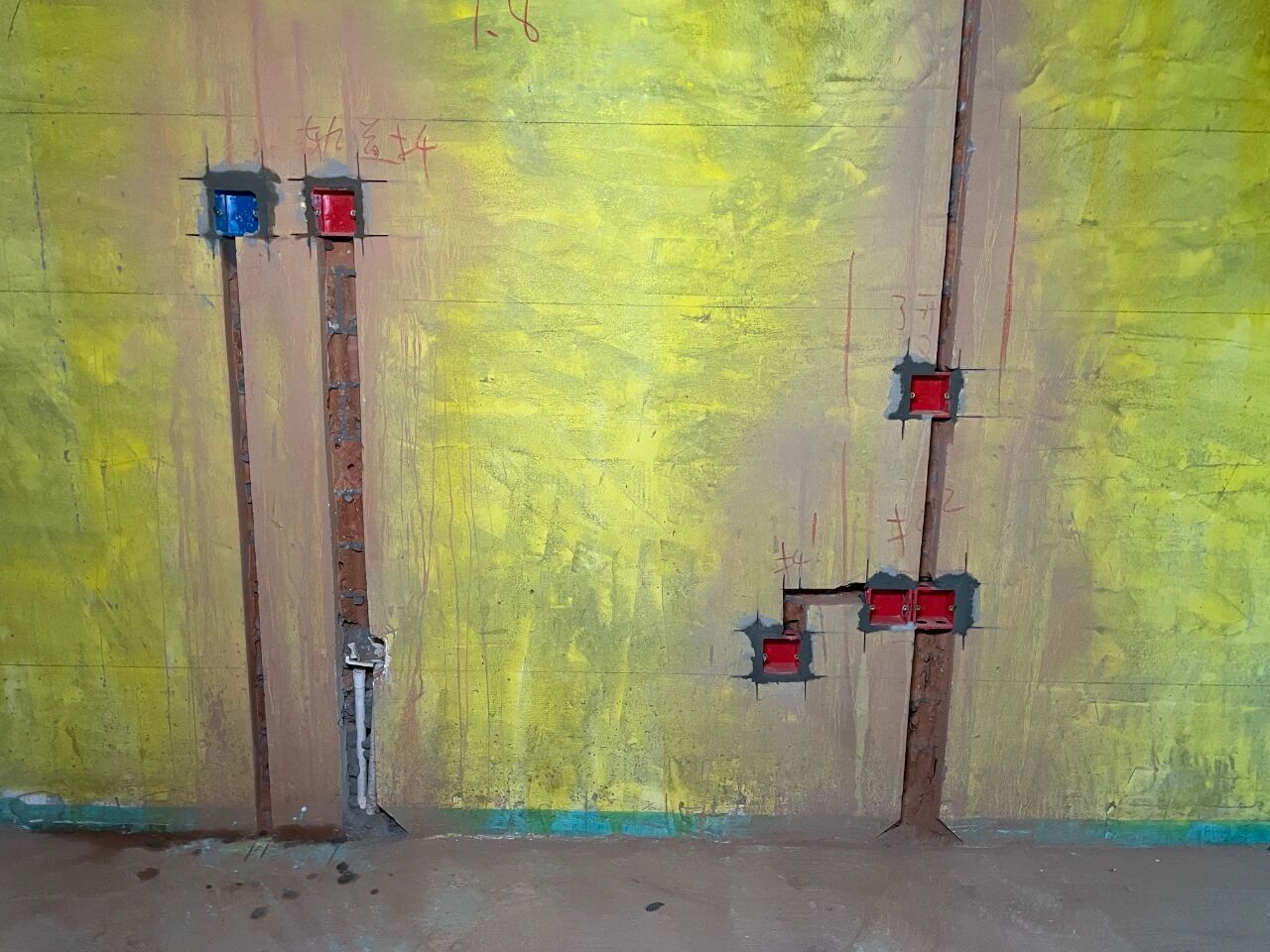 南京紅牛裝飾：工地突擊巡檢，狠抓質(zhì)量，嚴(yán)控細(xì)節(jié)，品質(zhì)交付！