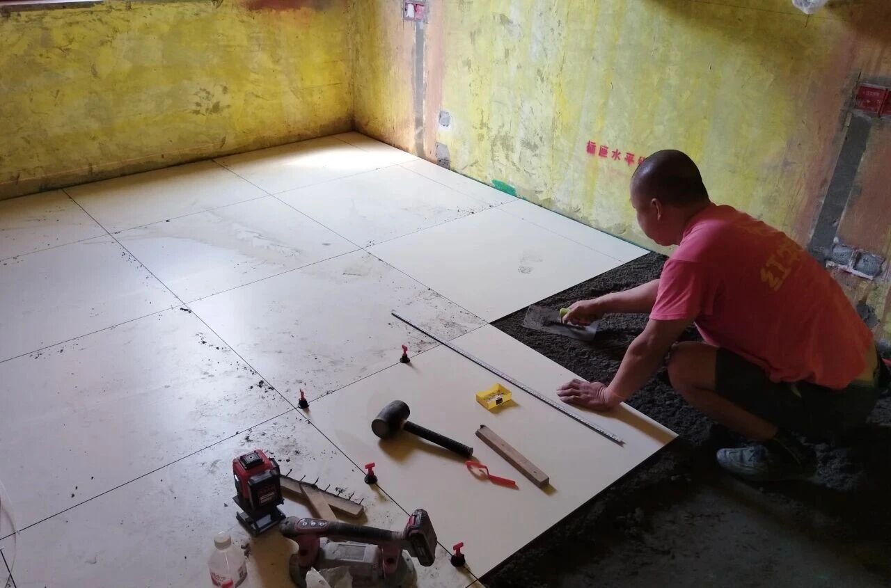 “金九銀十”裝修黃金期，南京電視臺(tái)攜手紅牛裝飾發(fā)福利啦~